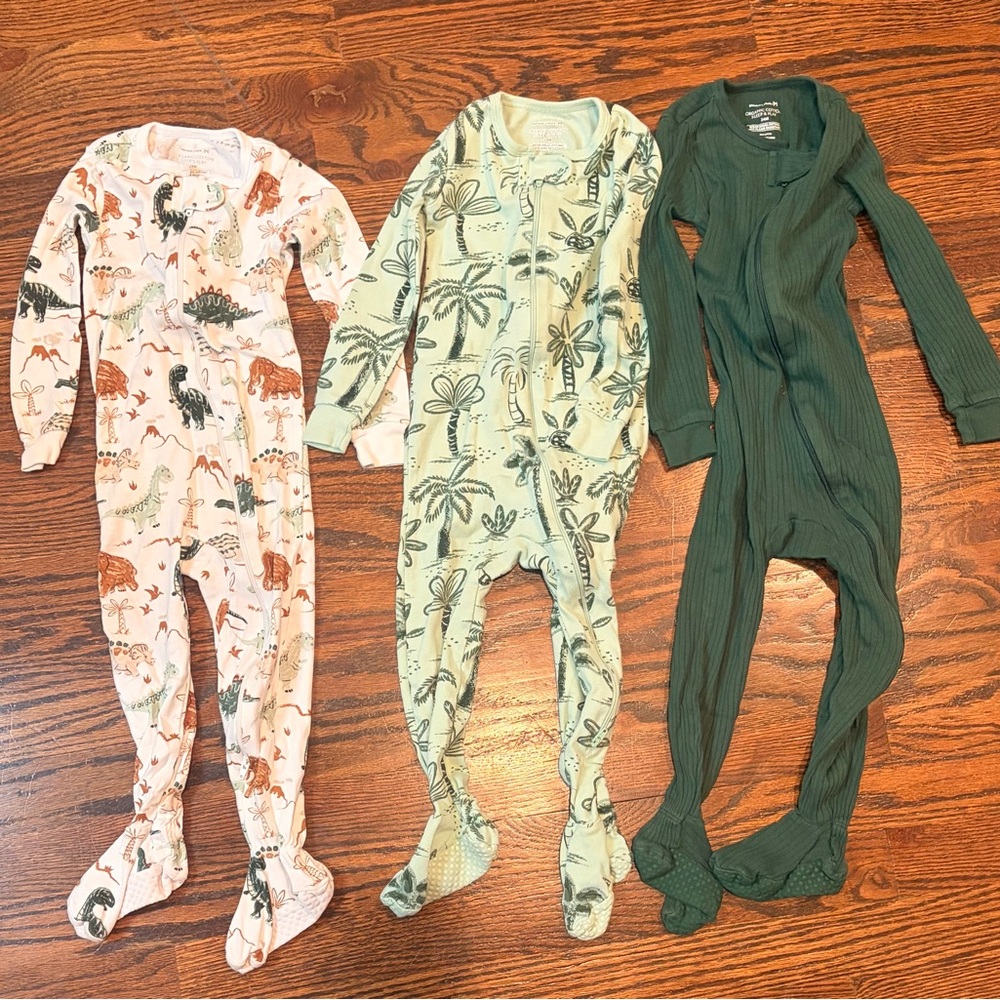 Kids Footed Pajama Set - Green Dino & Palm Print with Solid Forest Green